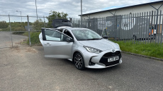 Toyota Yaris 1.5 Hybrid Dynamic 5dr CVT Hybrid Hatchback